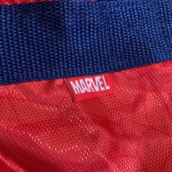 MARVEL SIPDER MAN DUFFLE SPORTS BAG - Picture 8 of 8
